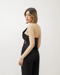 Top con scollo e fiore – FK36