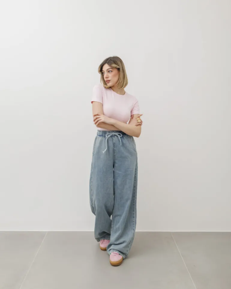 T-shirt in cotone aderente – 8157