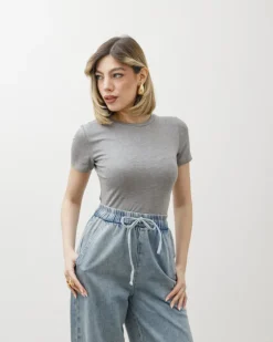 T-shirt in cotone aderente – 8157