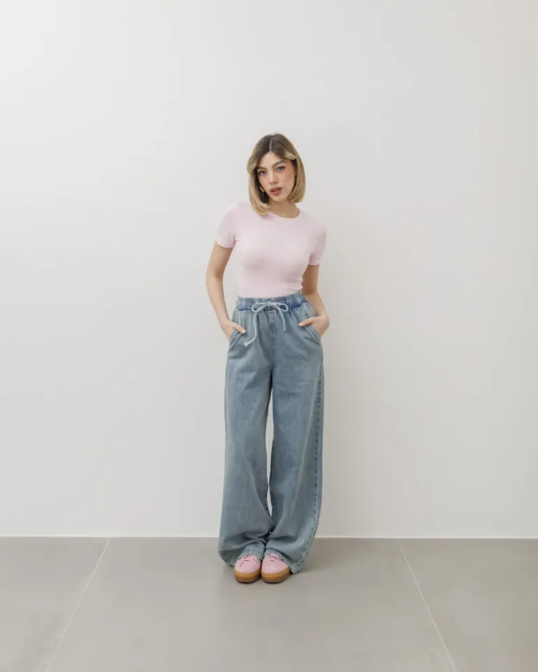 T-shirt in cotone aderente – 8157