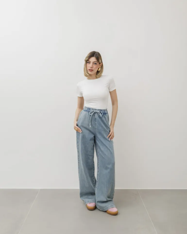 T-shirt in cotone aderente – 8157