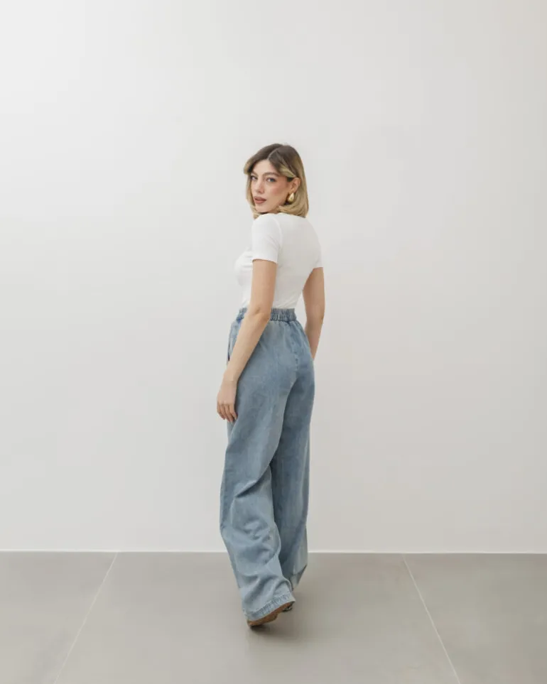 T-shirt in cotone aderente – 8157