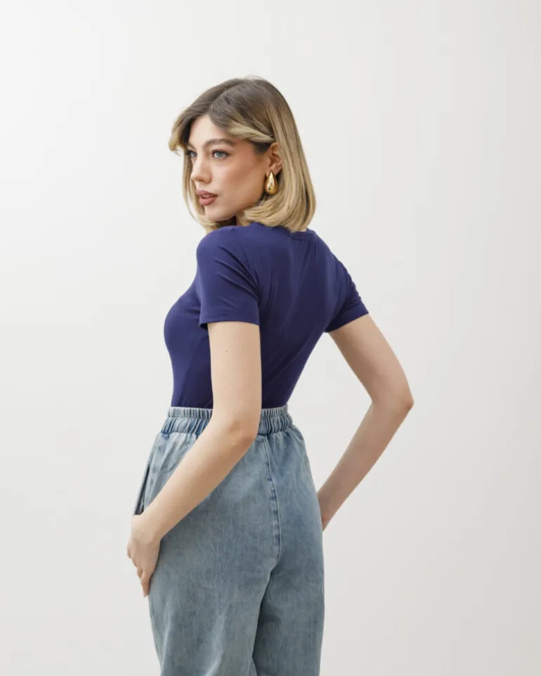 T-shirt in cotone aderente – 8157