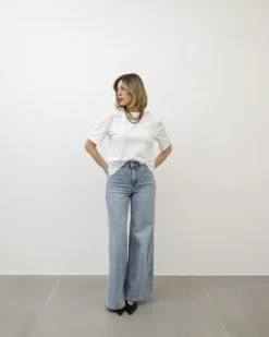 T-shirt in cotone con spallina – 7852